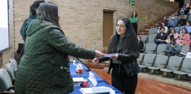 180 kennedianos se graduaron en los diplomados de ‘Marketing para Organizaciones Sociales’ y ‘Construcción de Paz y Gobernanza Territorial’