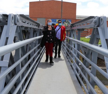 Dos puentes peatonales y vehiculares fueron remodelados en Kennedy