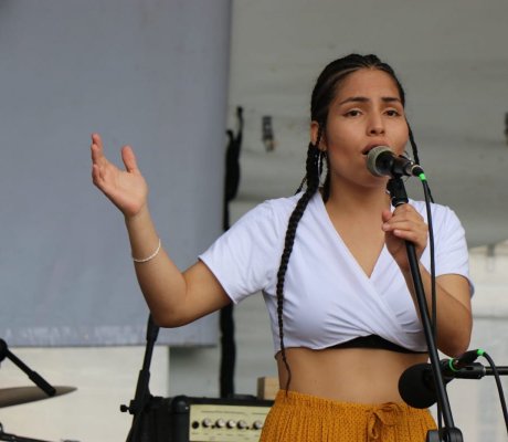 Inscríbete en nuestra temporada de festivales, tenemos más de $ 56 millones en incentivos artísticos
